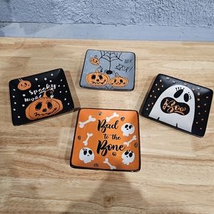 Set of 4 Halloween appetizer plates